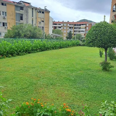 Dali Lägenhet Budva